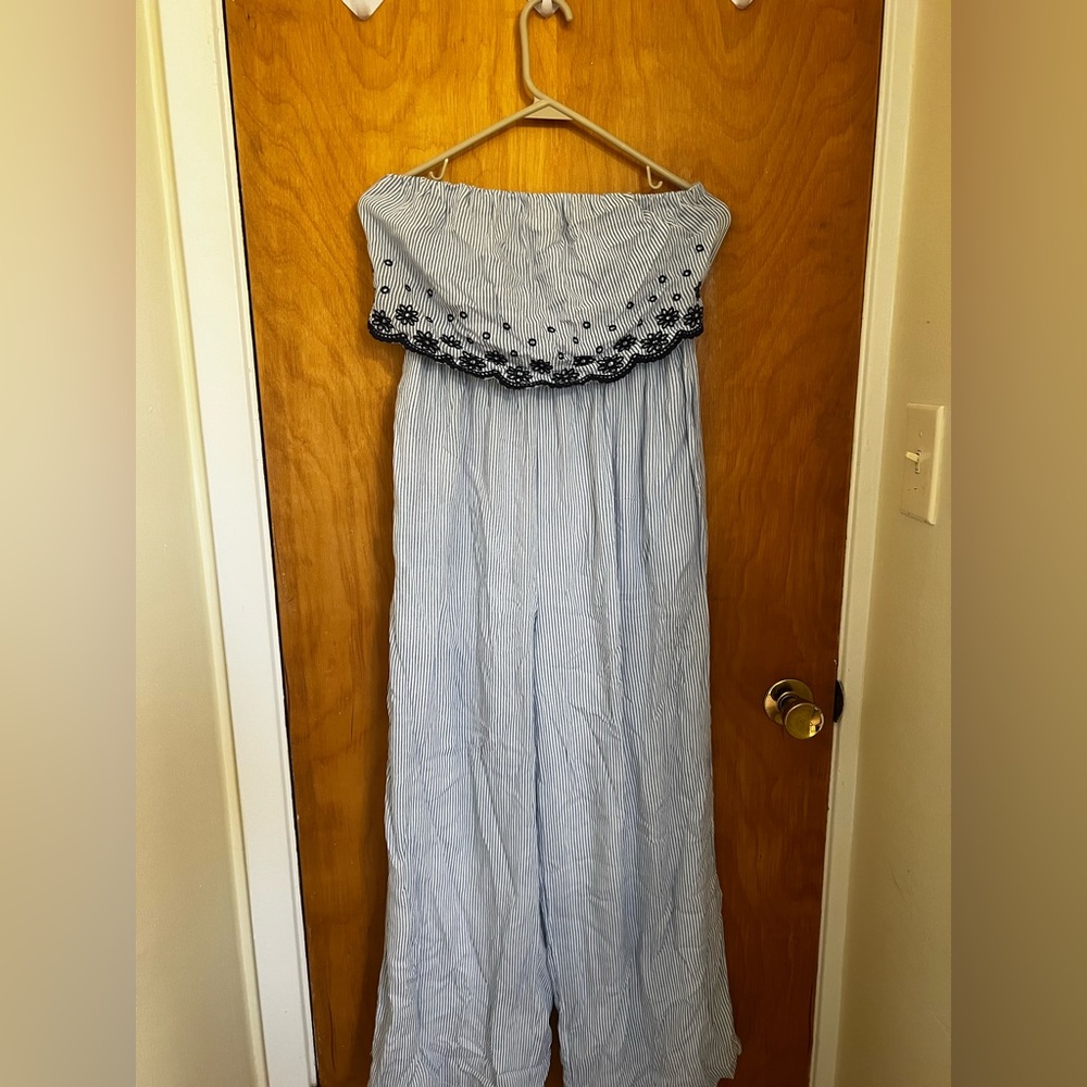 Blue flowy strapless jumpsuit